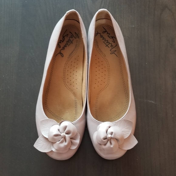 Natural Soul All-Thru Comfort fancy Flats - Picture 2 of 5